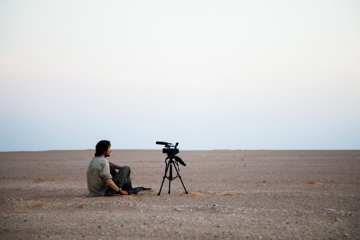 video film camera desert leon